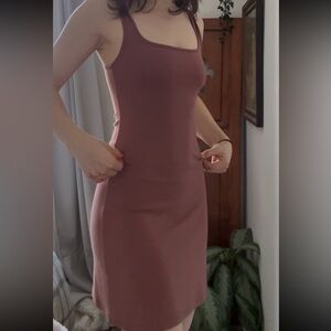 Aritzia/Wilfred Sleeveless Dress